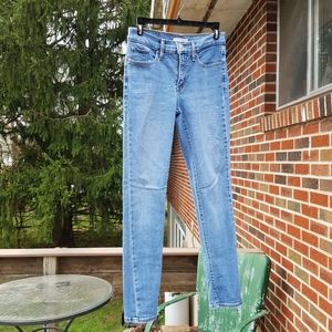 Levi's 311 Shaping Skinny